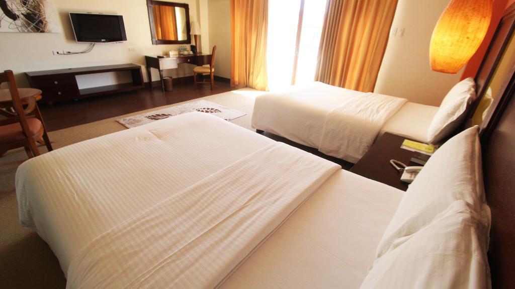 Coron Gateway Hotel & Suites Pokój zdjęcie